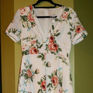 Floral-print midi dress designed by Promesala